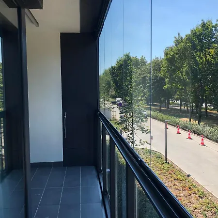 アパート Vizzit Us Premium Marina Mokotow ワルシャワ