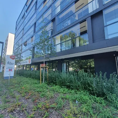 Vizzit Us Premium Marina Mokotów *
