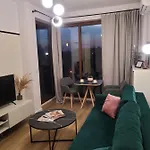 Vizzit Us Premium Marina Mokotow